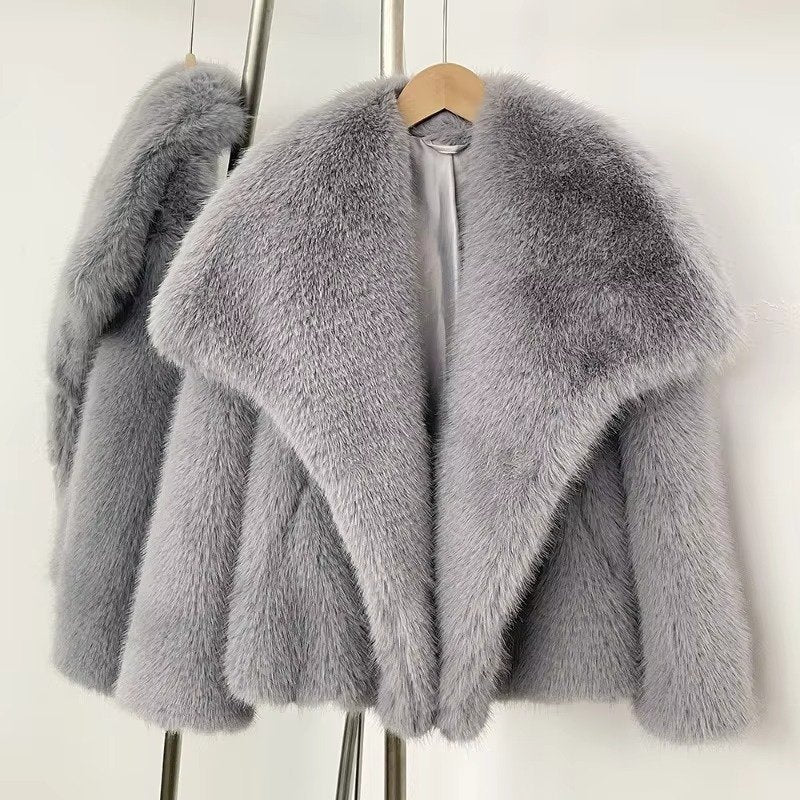 Women's Cropped Faux Fur Jacket - Dark Gray