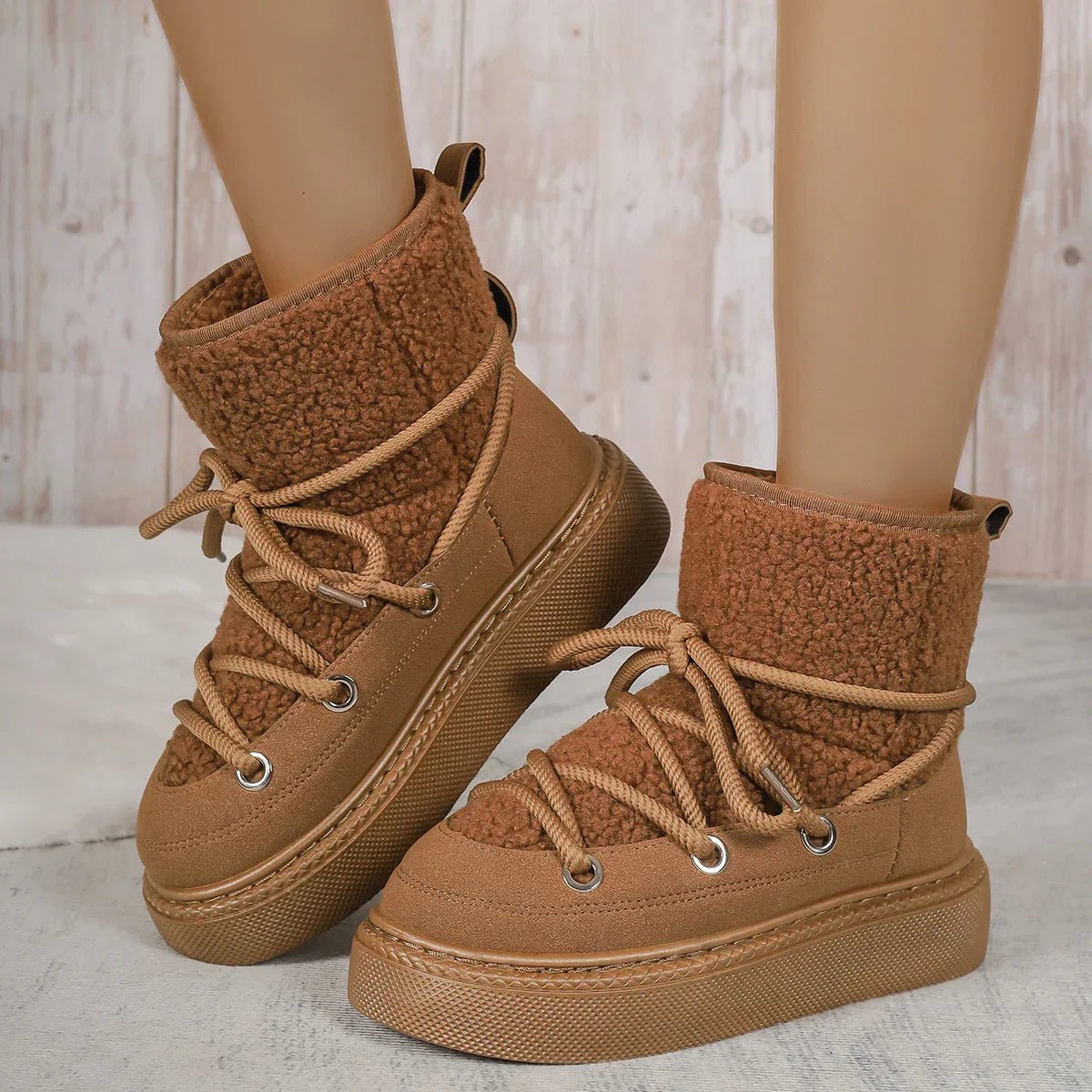 Women's Platform Snow Boots - Camel