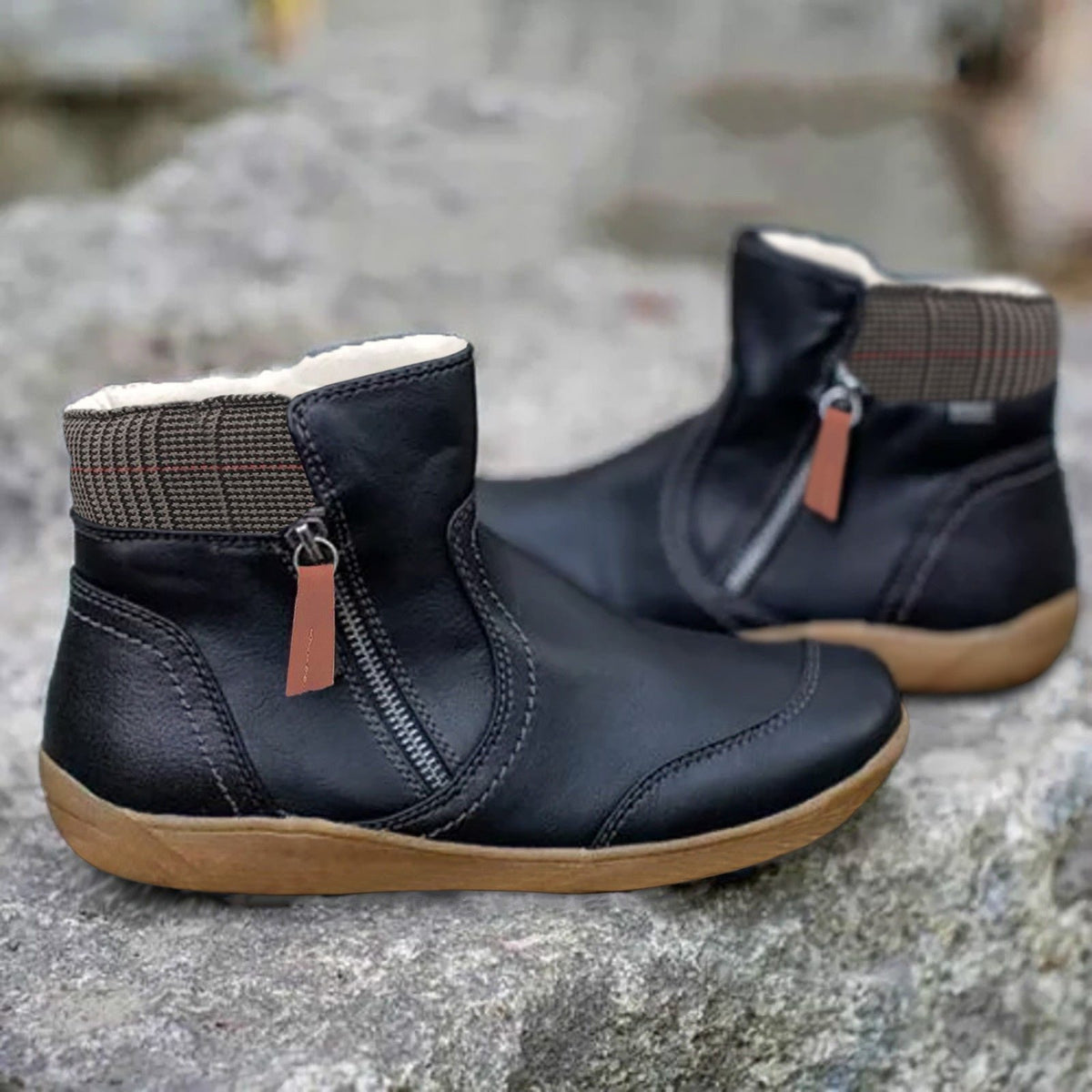 Women's Plaid Faux Leather Winter Ankle Boots - Black