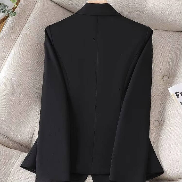Women's Tailored Single-Button Blazer