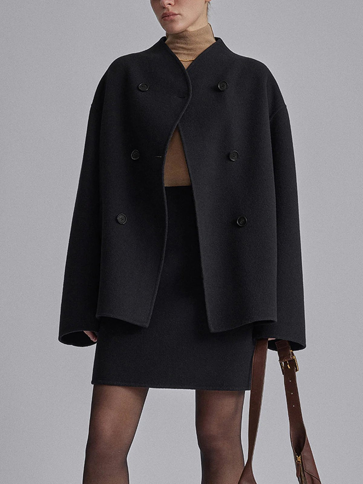 Women's Cropped Wool Coat - Black