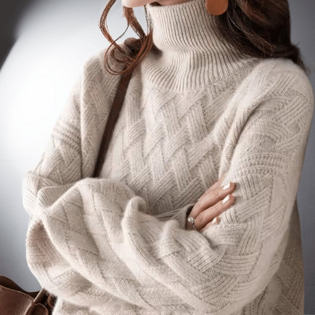 Women's Chunky Oversized Wool Roll Neck Jumper