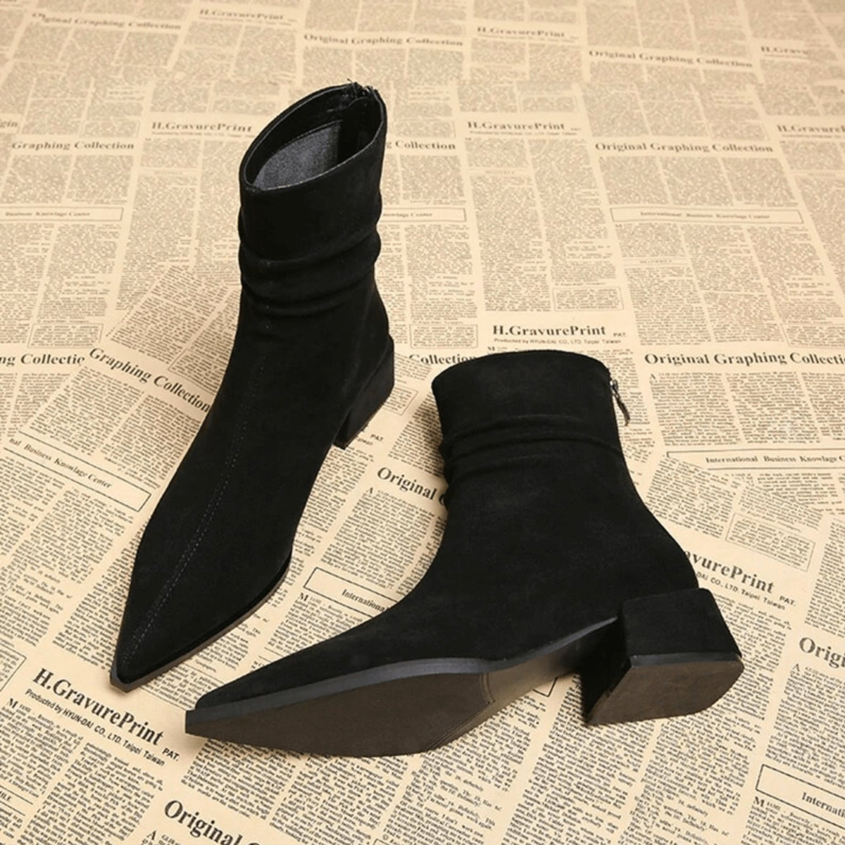 Women's Suede Pointed-Toe Ankle Boots