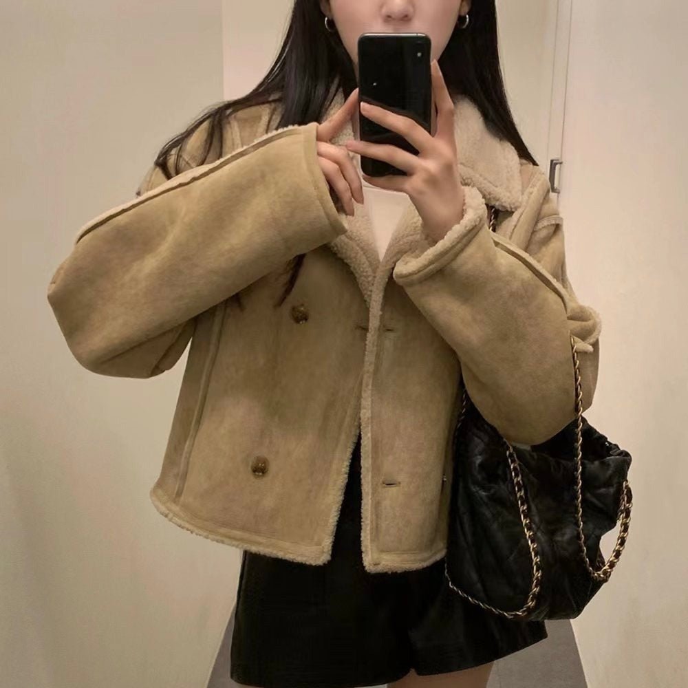 Women's Faux Shearling Cropped Jacket - Beige
