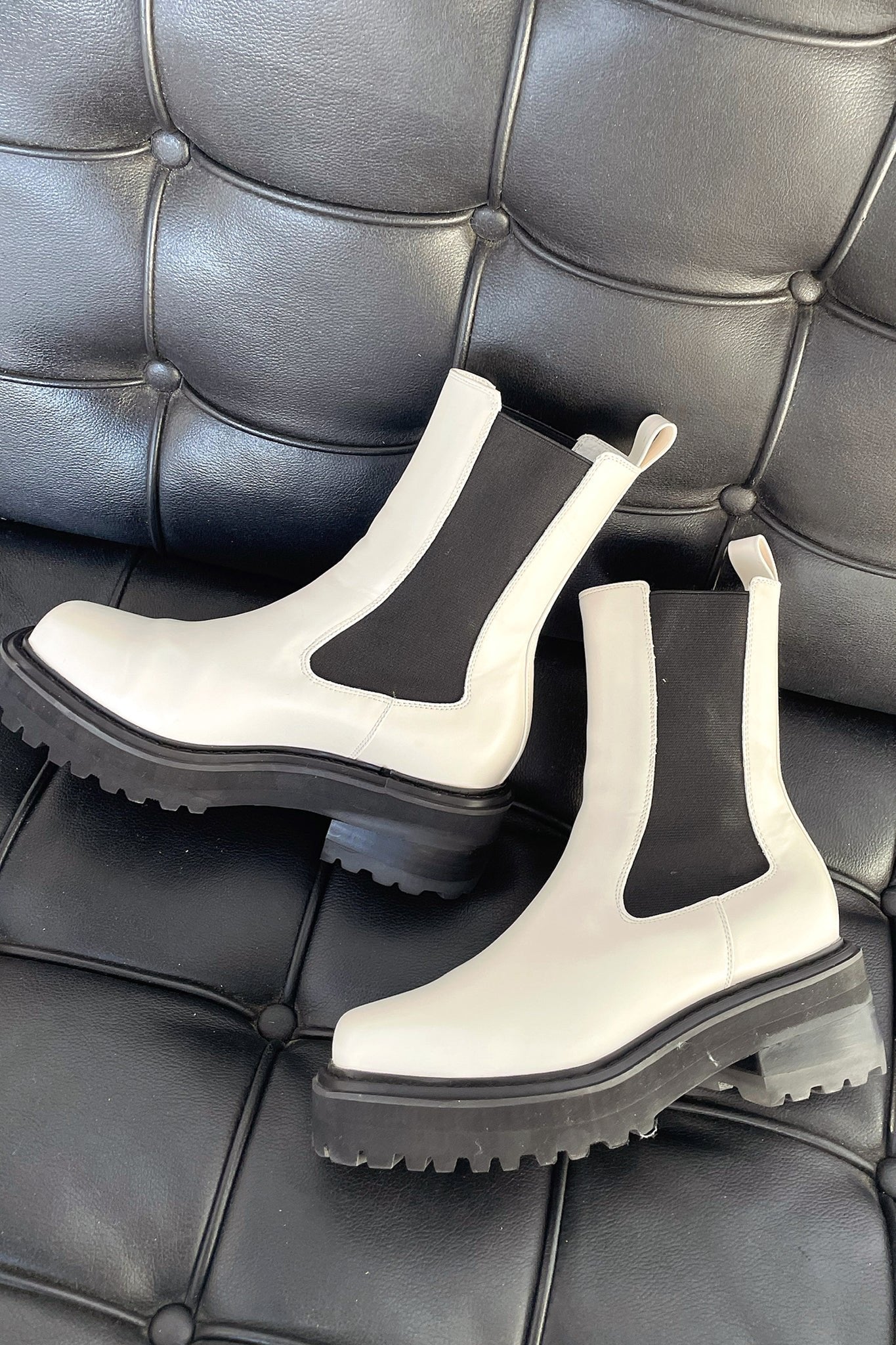 Women's Faux Leather Chelsea Boots