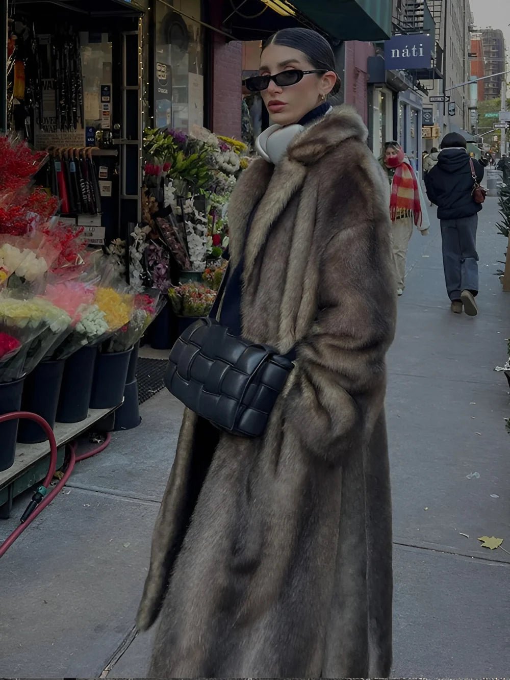 Women's Oversized Shawl-Collar Faux Fur Coat - Dark Gray