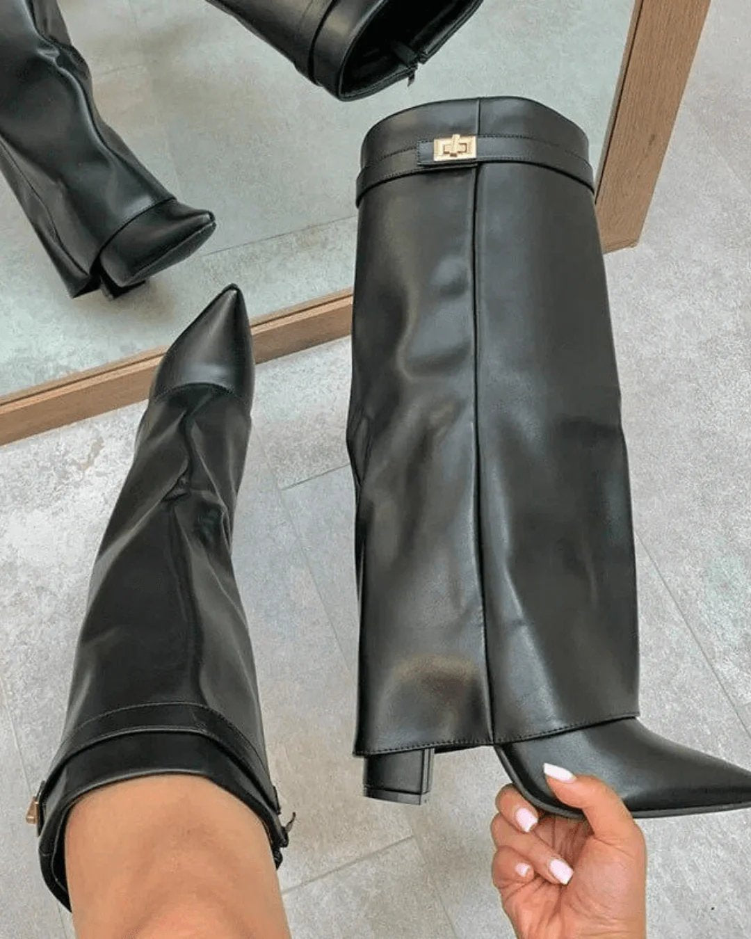 Women's Faux Leather Knee-High Boots - Black