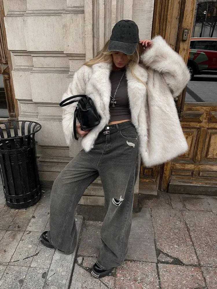 Women's Oversized Faux Fur Coat